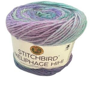 Lion Brand Yarn Stitchbird 3.5 oz 100 g 83% Acrylic 17% Wool #500 Blue Jay